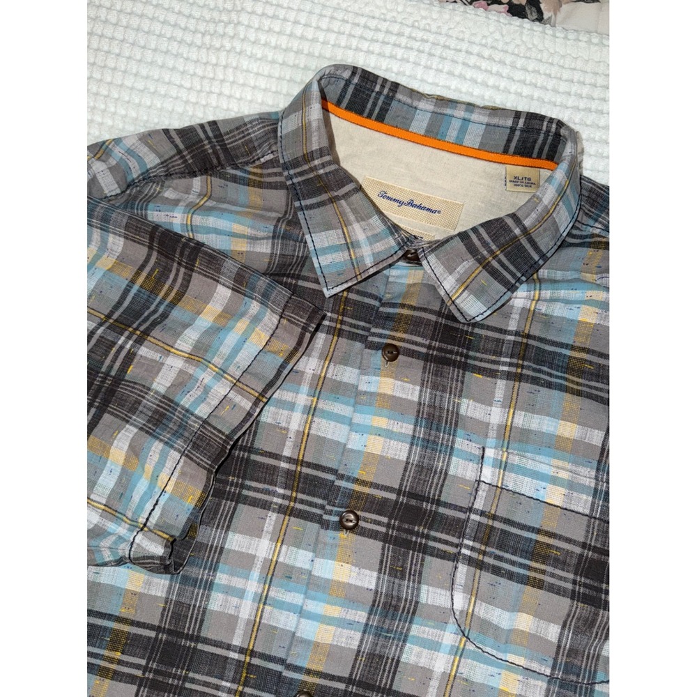 Tommy Bahama Button Down Shirt Mens XL Grey Blue Plaid 100% Silk Original Fit